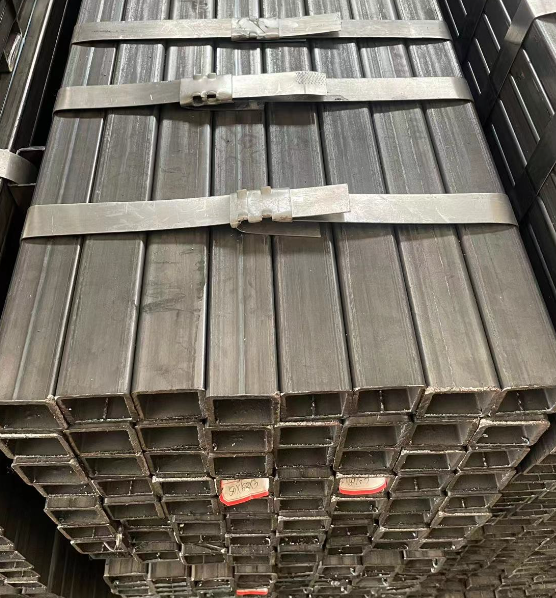 克拉玛依工业用梯子 镀锌管焊接梯子 铁梯子方管梯